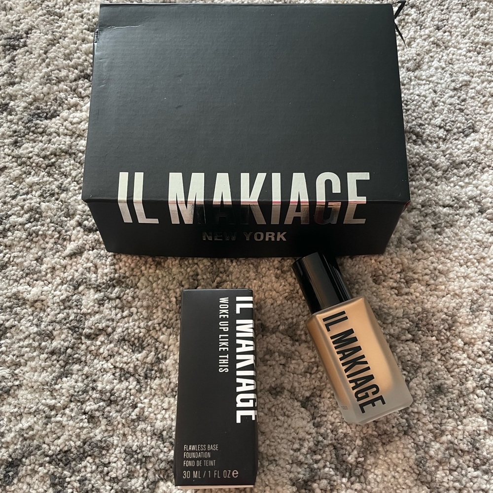 Il Makiage Woke Up Like This Foundation shade #105
